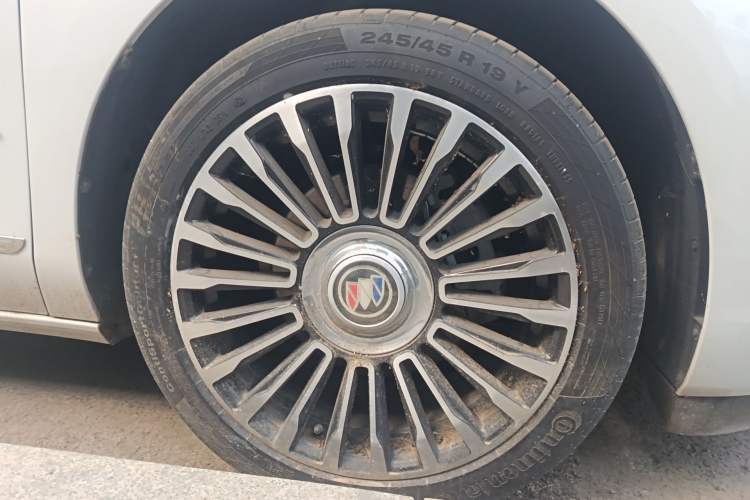 Used Buick GL8 2018 ES 28T Luxury Model China VI Standard Right Front Wheel Hub