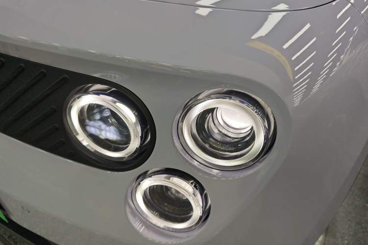 Used firefly 2025 Illuminated Edition
