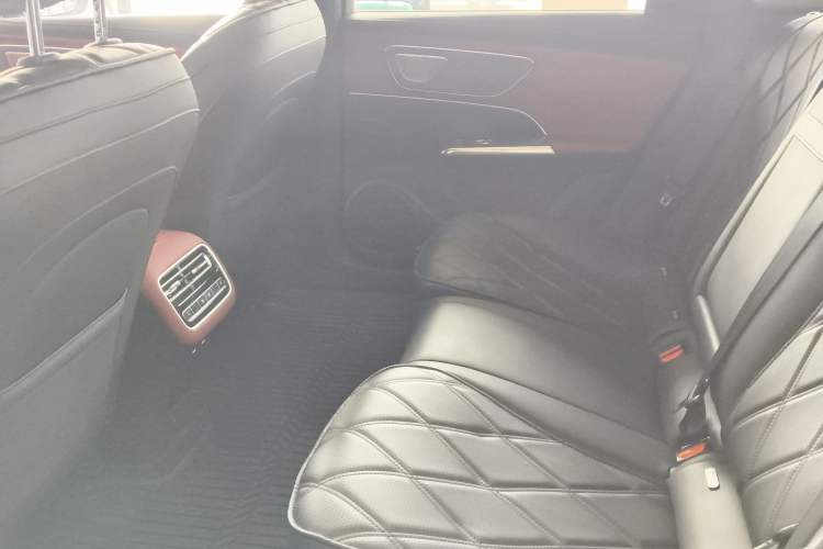 Used Chery Fulwin A9L 2025 Model, Four-Wheel Drive High-Energy Peak Edition