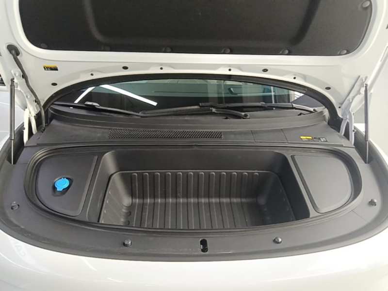 Used Li Auto i6 2025 Model Two-Wheel-Drive Standard Type — 19
