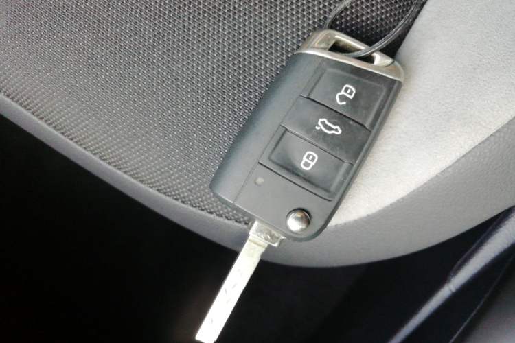 Used Volkswagen T-ROC 2020 280TSI DSG Two-Wheel-Drive Elite Version