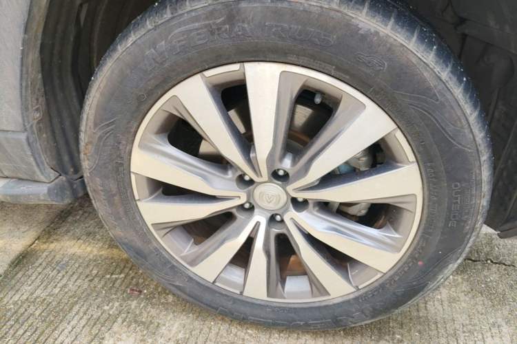 Used CHANGAN CS95 2017 2.0T Two-Wheel Drive Zhitu Edition