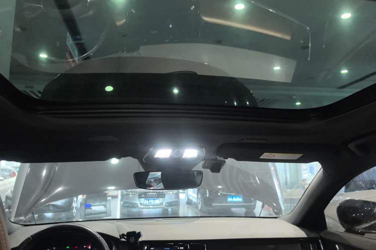 Used Volvo S90 2023 B5 Zhiyi Luxury Edition
