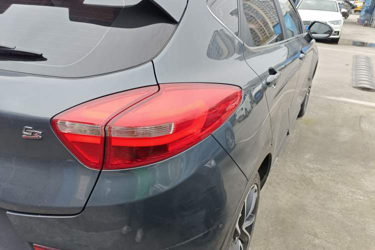 Used Geely Auto Emgrand GS 2017 Sport Edition 1.3T Automatic Smart Connectivity Model