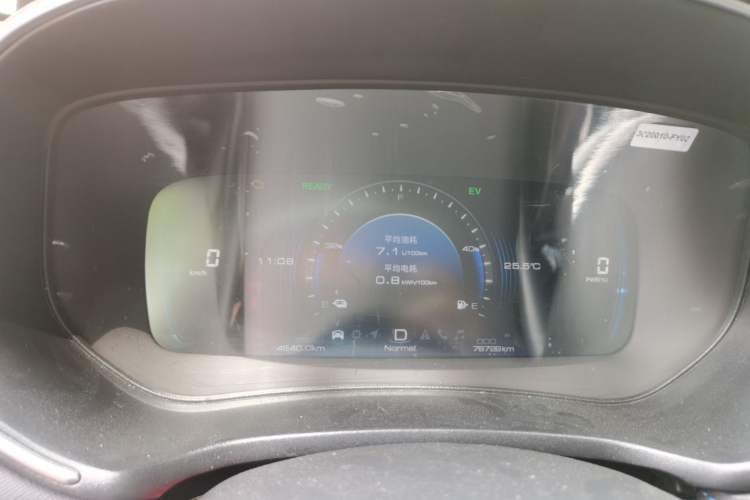 Used Dongfeng Fengon E3 2019 EVR Extended-Range Luxury Model
