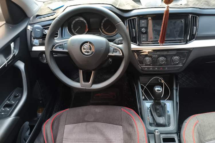 Used Skoda Kamiq 2018 1.5L Automatic Comfort Edition China VI Standard