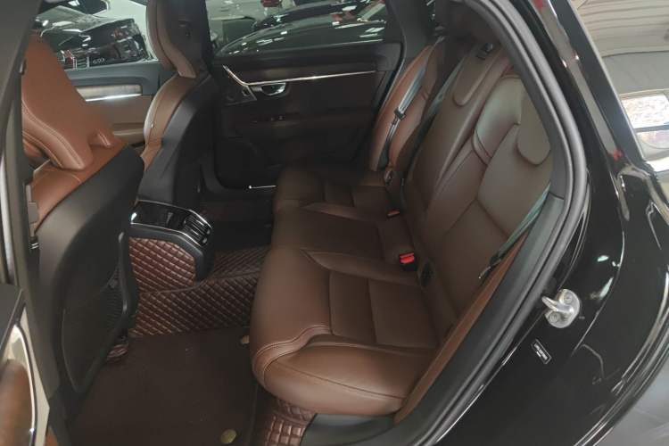 Used Volvo S90 2024 B5 Luxury Smart Edition