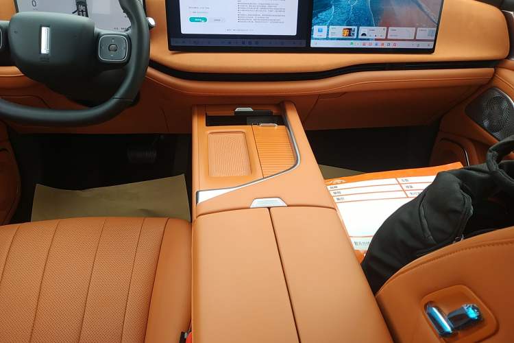 Used Wey Lanshan 2025 Four-Wheel Drive Ultra Gear Lever