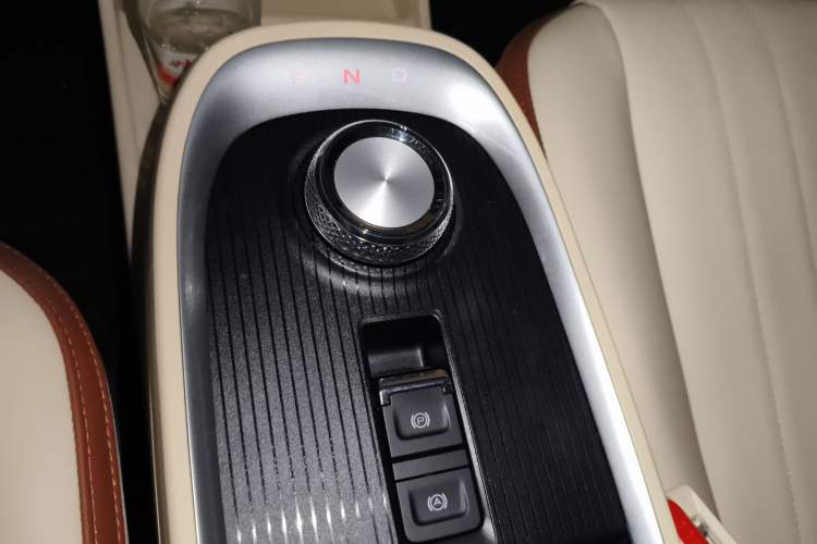 Used ORA Good Cat 2021 400km Standard Range Athena Edition Lithium Iron Phosphate