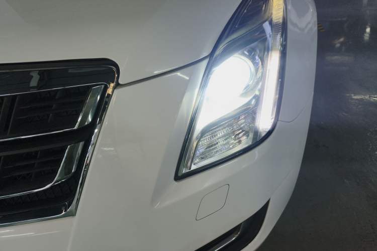 Used Cadillac XTS 2015 28T Comfort Model