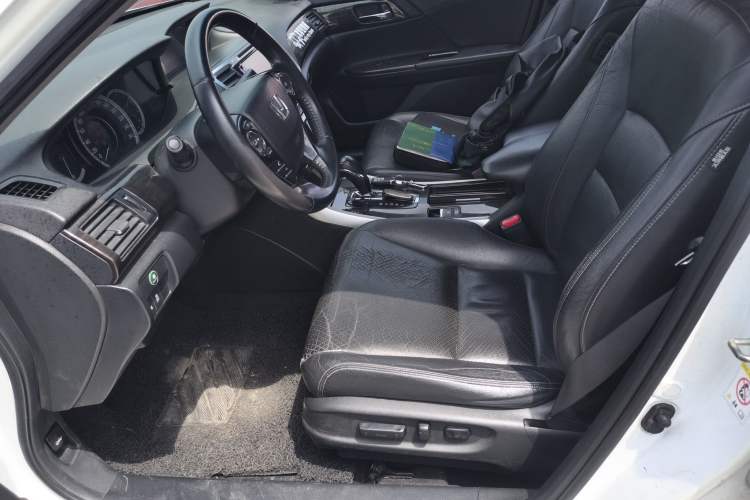 Used Honda Accord 2014 2.4L EXN Luxury Navigation Edition Left Front Seat