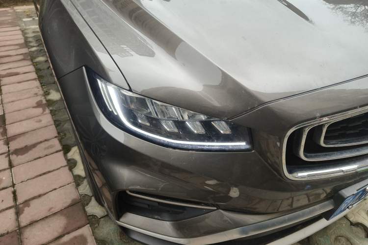 Used Geely Auto Emgrand X7 Sport 2020 1.8TD DCT ZhiZun PRO
