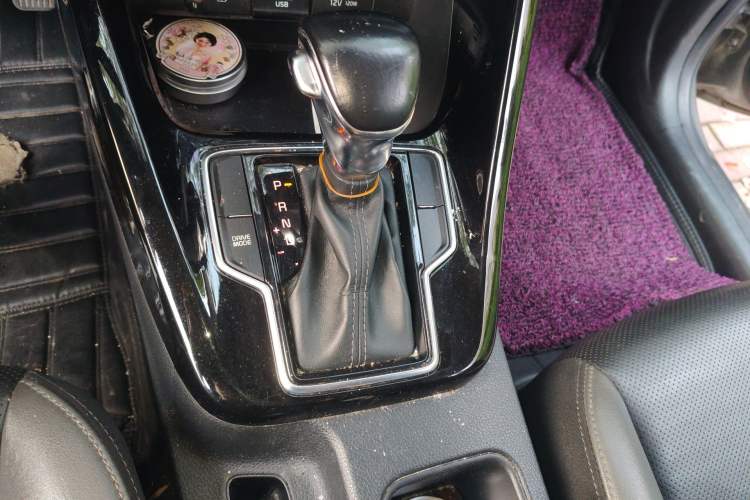 Used Kia Sportage R 2018 2.0L Automatic Smart Luxury Version China V Standard Gear Lever