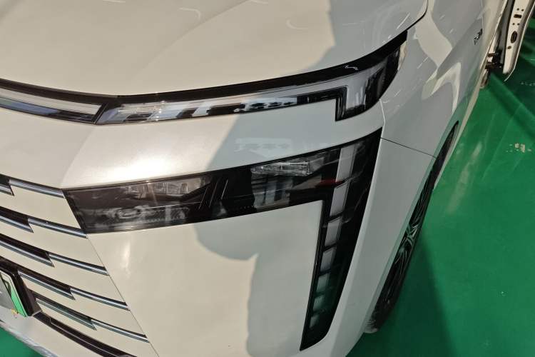 Used GAC Trumpchi E8 New Energy 2024 150km MAX Left Front Headlight