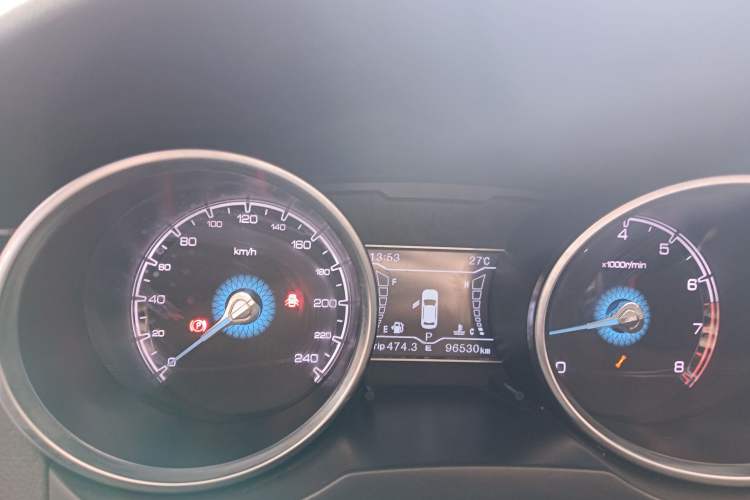 Used Zotye SR7 2016 1.5T CVT Cube Heart Edition China V Standard