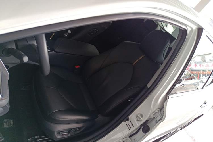 Used Toyota Camry 2021 2.0G Luxury Edition