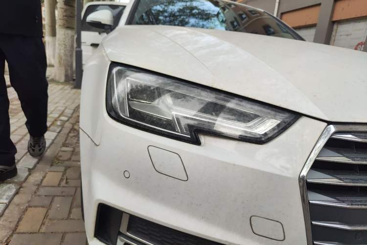 Used Audi A4L 2018 30th Anniversary Edition 40 TFSI Fashion Model
