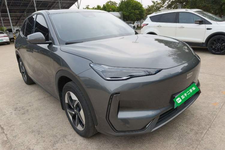 Used Geely Galaxy E5 2024 440km Exploration Version Front Right 45 Deg