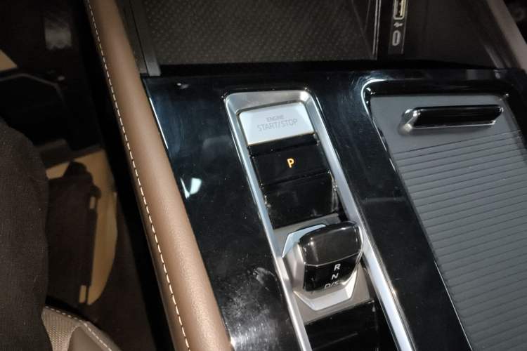 Used Volkswagen Viloran 2023 Revised 330TSI Business Edition
