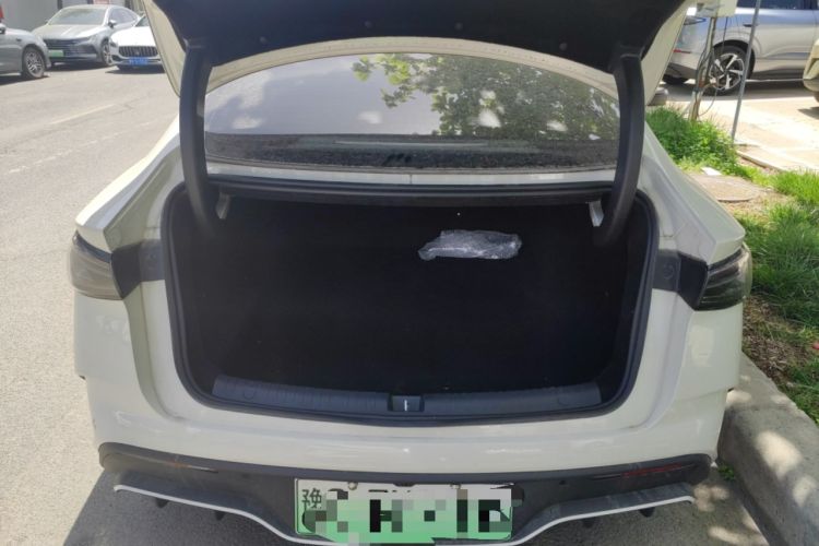 Used BYD Seal 06 New Energy 2025 DM-i Smart Drive 120KM Deluxe Model Trunk