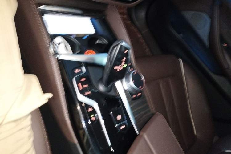 Used BMW 5 Series New Energy 2021 535Le Luxury Package
