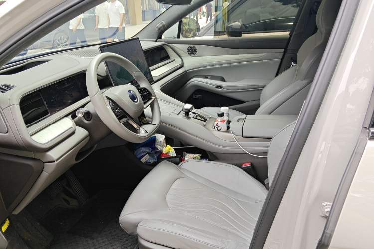 Used Denza N7 2023 with Ultra-Long Range