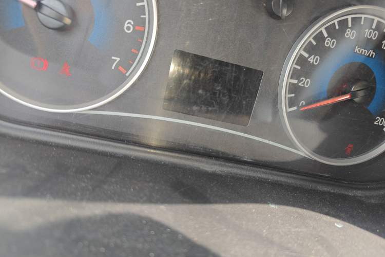 Used Dongfeng Fengon 330 2014 1.5L Manual Utility Version DK15