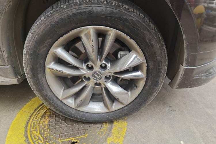 Used Luxgen Great 7 SUV 2013 Limited-Edition Sharp Edition 2.2T All-Wheel-Drive Prestige Model