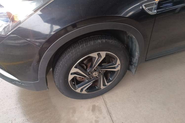 Used Dongfeng Aeolus AX7 2016 2.0L Automatic Zhiyi Trim
