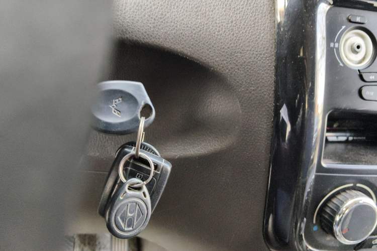 Used Wuling Rongguang V 2016 1.5L Standard Version Vehicle Key