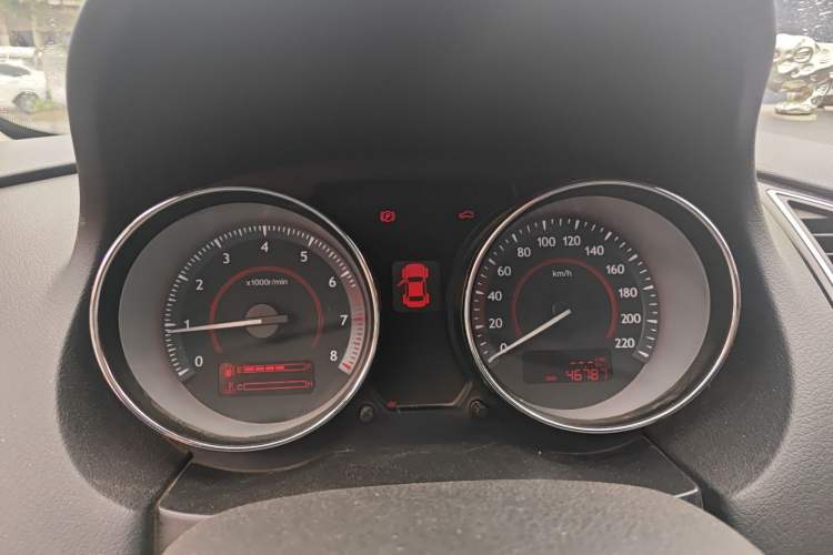 Used Bestune B50 2013 1.6L manual luxury version
