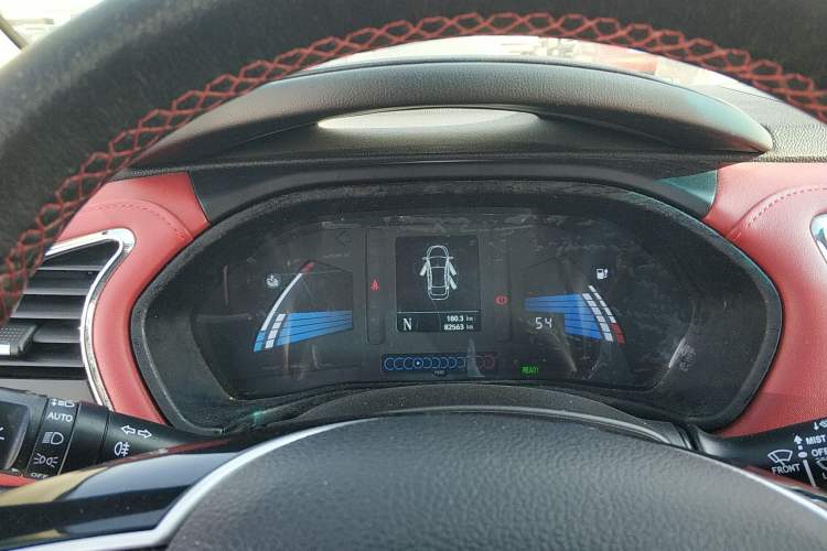 Used JAC iEV7S 2017 ZhiZun Model