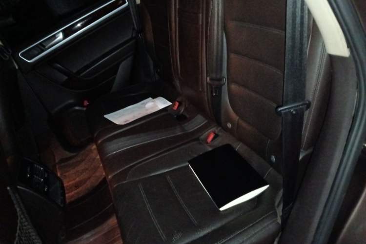 Used Volkswagen Touareg 
