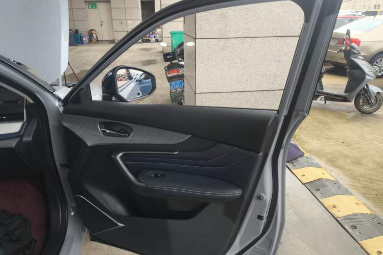 Used Venucia V 2021 260T Tianwang Edition
