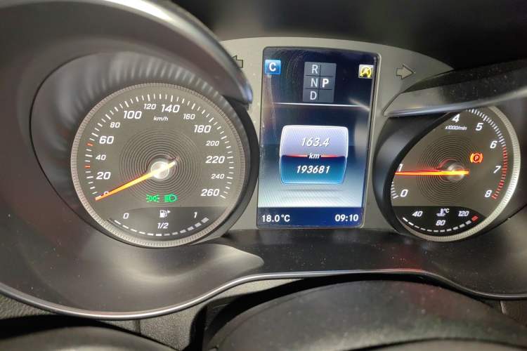 Used Mercedes-Benz C-Class 2017 Facelift C 200 L Sport Edition