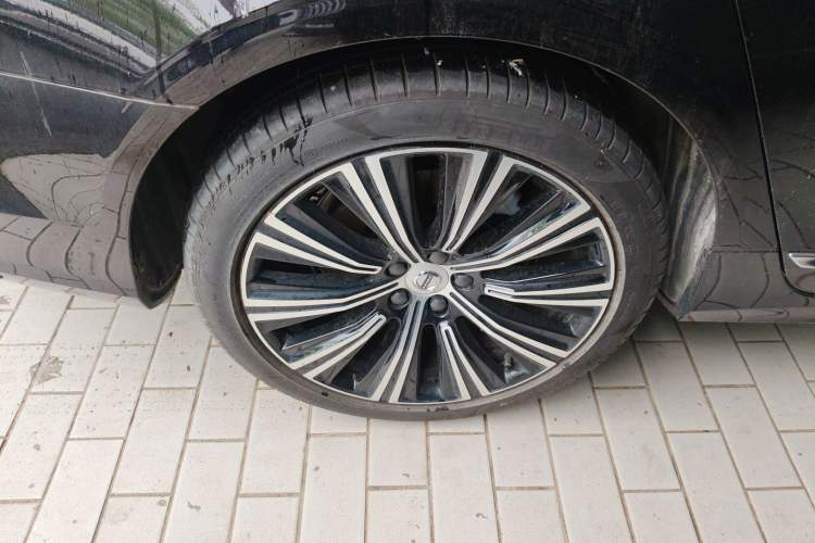 Used Volvo S90 2025 B5 Zhiyuan Luxury Edition Right Rear Wheel Hub