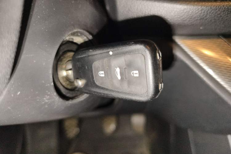 Used Roewe 360 2015 1.5L Manual Luxury Edition