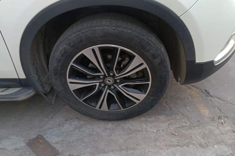 Used Dongfeng Aeolus AX7 2018 Classic 1.6T Automatic Luxury Model