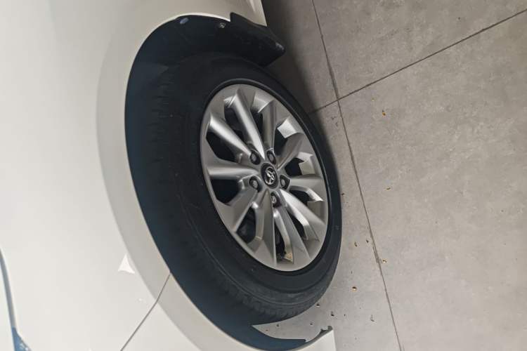 Used Toyota Corolla 2021 Dual-Motor 1.8L E-CVT Elite Edition
