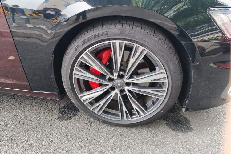 Used Audi A6L 2020 55 TFSI quattro Prestige Dynamic Edition Right Front Wheel Hub