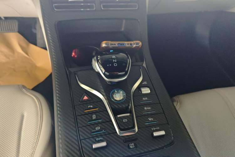 Used BYD Qin PLUS 2024 HONOR Edition DM-i 55KM Leading Model
