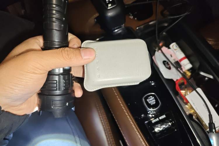 Used Volvo XC90 2019 T6 Zhiya Edition 7-Seater China VI Standard Vehicle Key