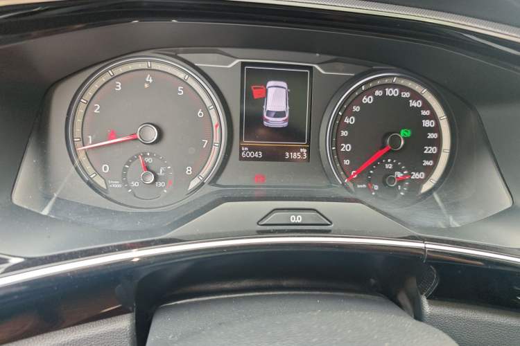 Used Volkswagen Tayron 2019 330TSI Two-Wheel Drive Luxury Model China VI Standard Odometer Close Up