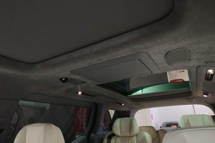 Used Zeekr 009 2022 WE Edition