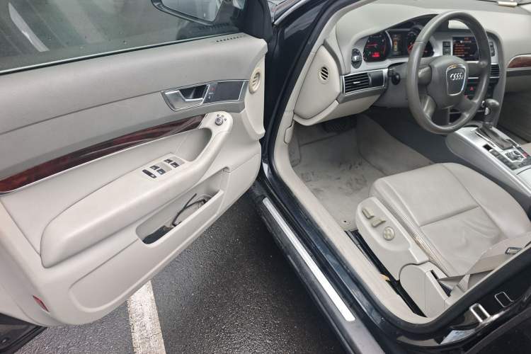 Used Audi A6L 2011 2.0 TFSI Automatic Standard Edition Driver Seat