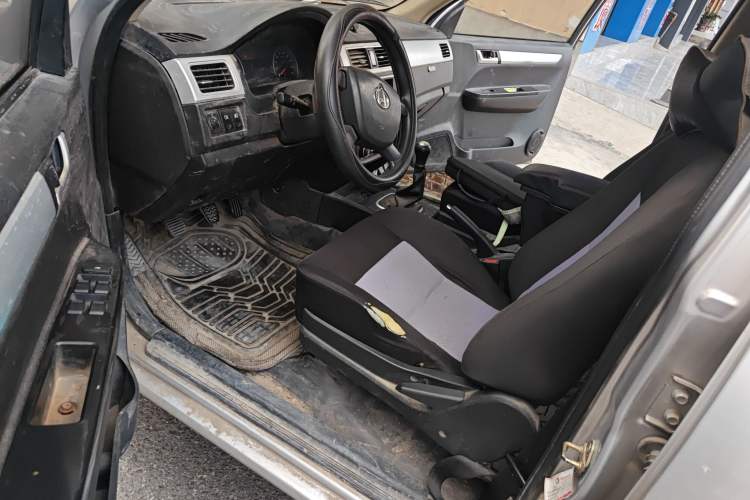 Used CHANGAN KAICHENG Shenqi F30 2018 1.5L Comfort Plus Long Wheelbase DAM15L Driver Seat