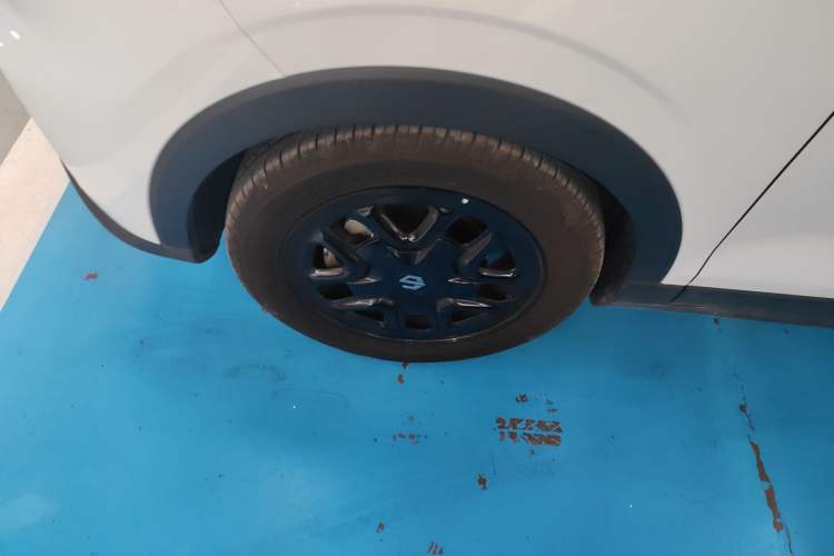 Used Leapmotor T03 2025 310 Comfort Edition Left Front Wheel Hub