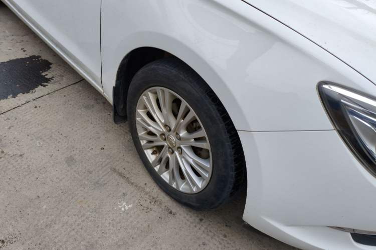 Used Buick GT 2017 15N Automatic Elite Version
