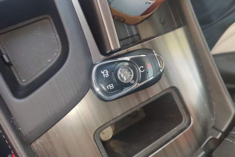 Used Buick LaCrosse 2019 28T Luxury Version Vehicle Key