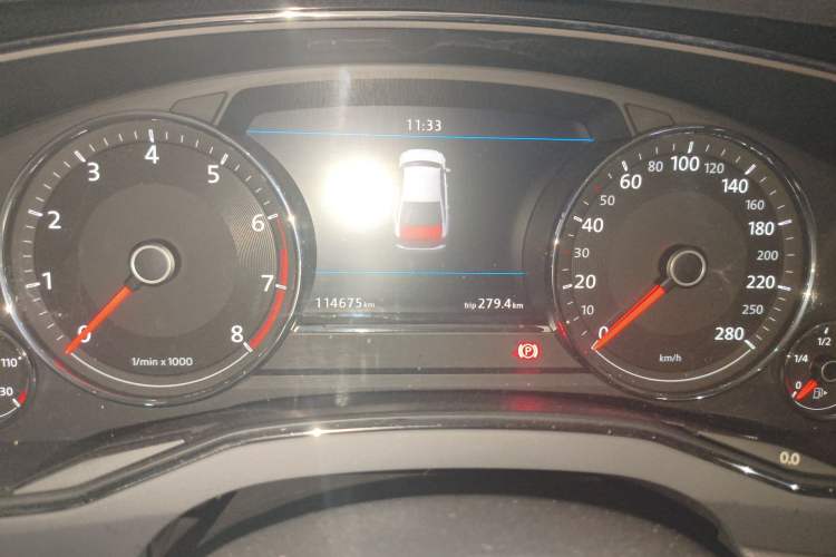 Used Volkswagen Phideon 2018 Revised Version 380TSI Two-Wheel Drive Business Edition Instrument Cluster